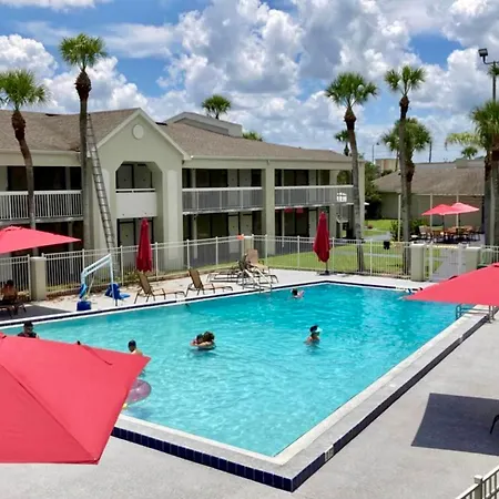 Pool - Wifi - Parking - Best Location !
